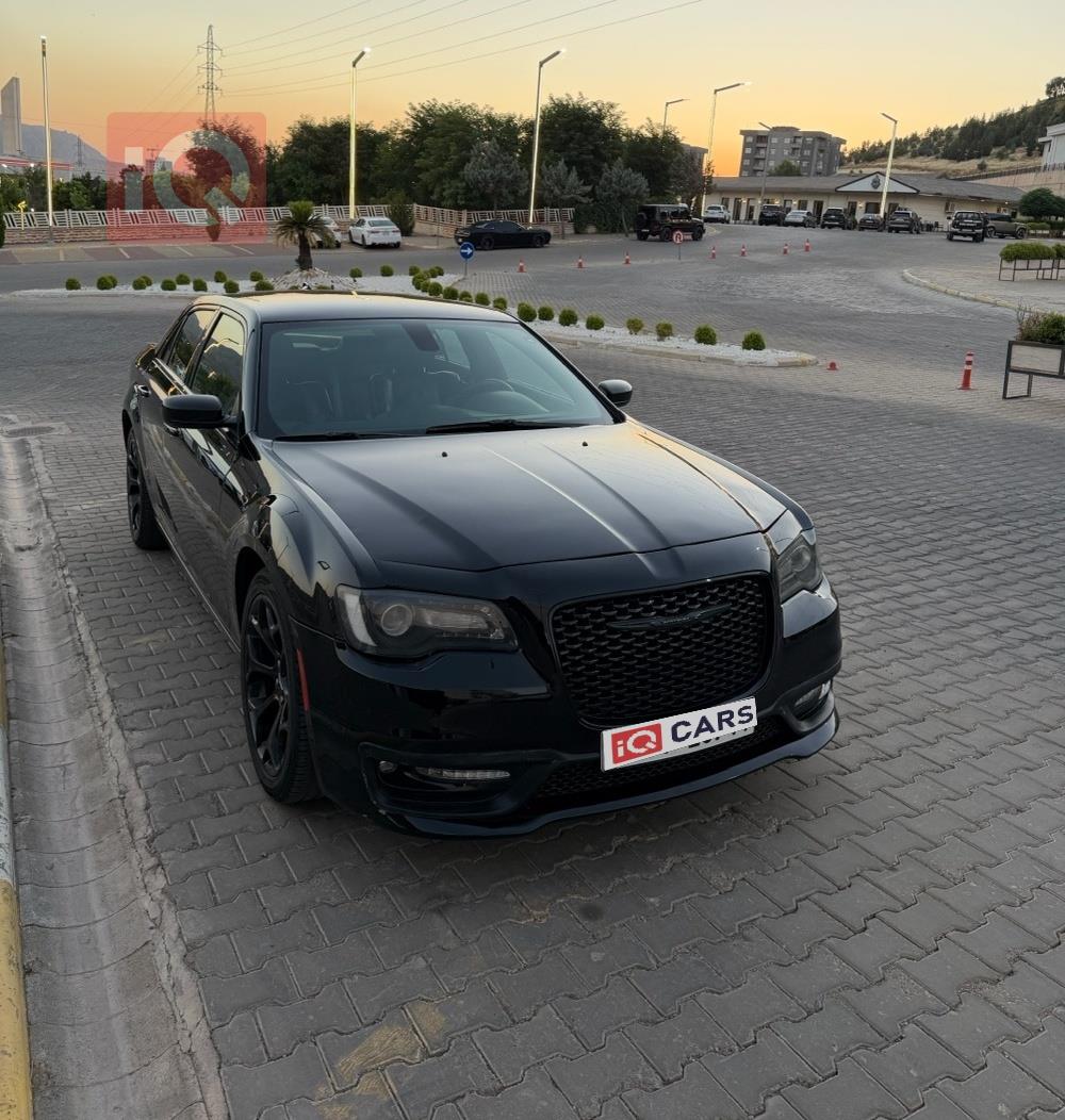 كرايسلر 300